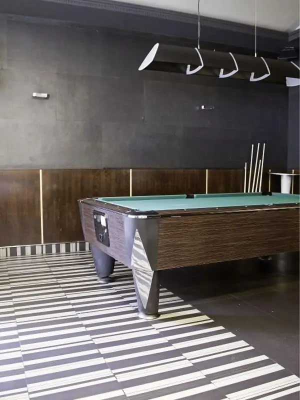 Pool table in a climate controlled atmosphere